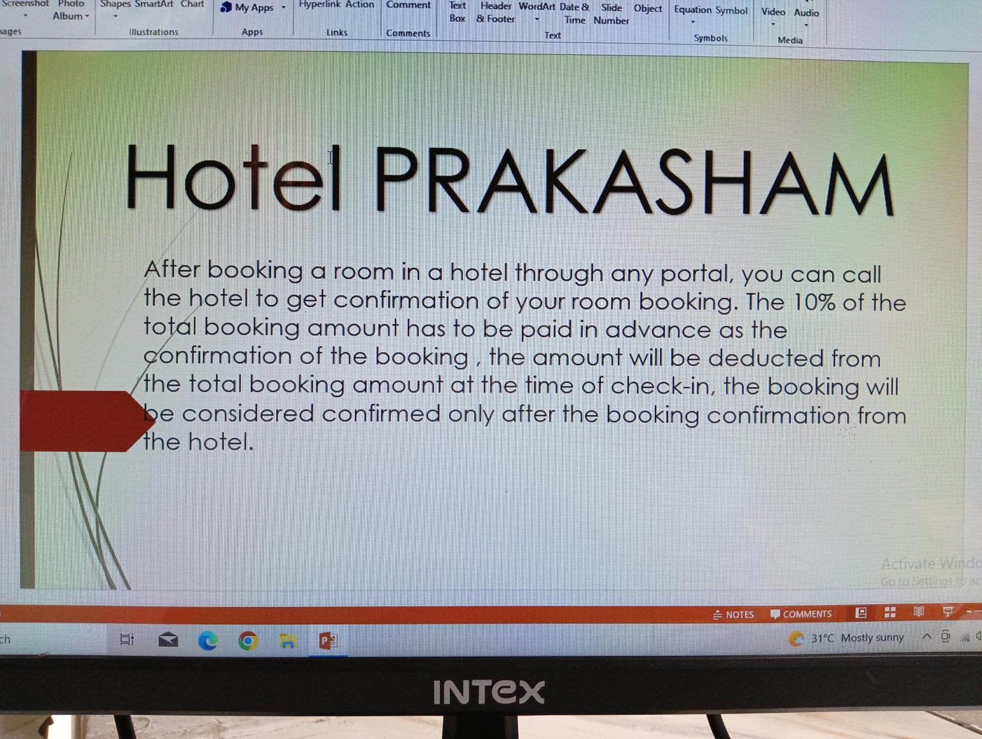Hotel Prakasham Ujjain Eksteriør billede